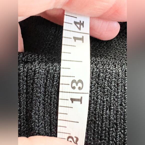 St. John Sanatana Knit Pleated Black Pants elastic waist pull on 10 wedding - Picture 11 of 11